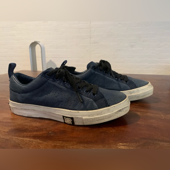 Undefeated x Converse - Limited Edition - Los Angeles - size 9 - Picture 1 of 5